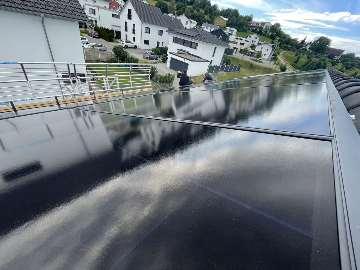 Solarmodule mit Aussicht